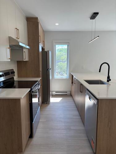 Appartement de 3 chambres à louer à Longueuil — photo 3