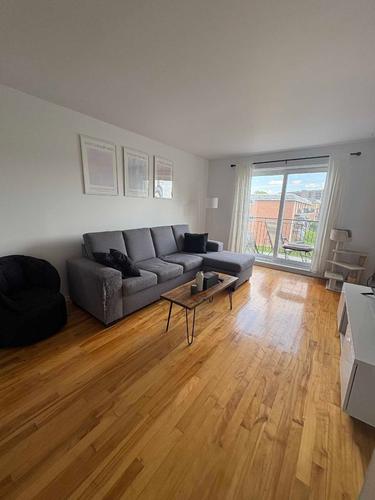 2 bedrooms apartment for rent in Laval — photo 3