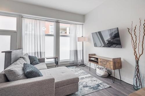 2 bedrooms apartment for rent in Montreal - Ville-Marie — photo 2
