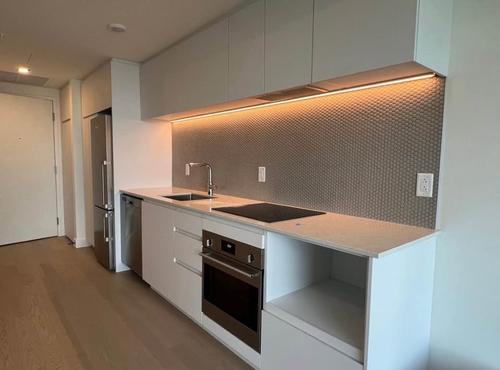 1 bedroom apartment for rent in Montreal - Ville-Marie — photo 8
