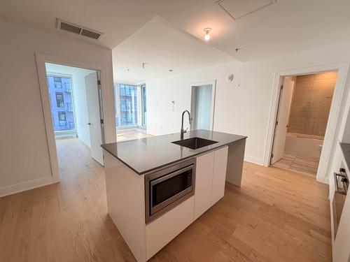 2 bedrooms apartment for rent in Montreal - Ville-Marie — photo 4