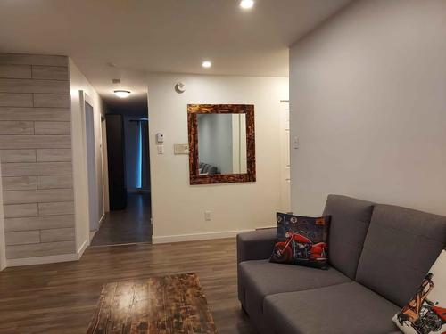 2 bedrooms apartment for rent in Laval — photo 2