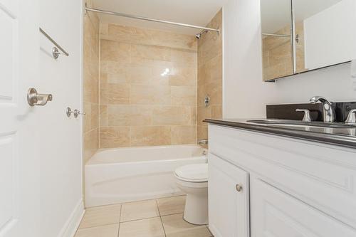 Studio for rent in Montreal - Côte-des-Neiges–Notre-Dame-de-Grâce — photo 22