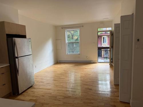 2 bedrooms apartment for rent in Montreal - Le Plateau-Mont-Royal — photo 3