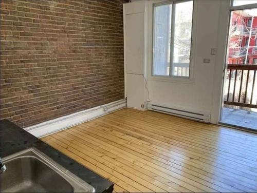 Studio à louer à Montreal - Mercier–Hochelaga-Maisonneuve — photo 4