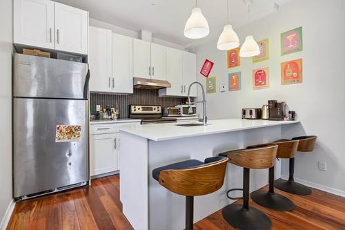 Appartement de 4 chambres à louer à Montréal — photo 4