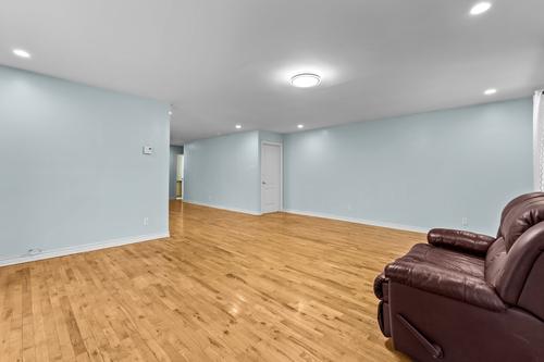 5 bedrooms apartment for rent in Montreal - Côte-des-Neiges–Notre-Dame-de-Grâce — photo 7