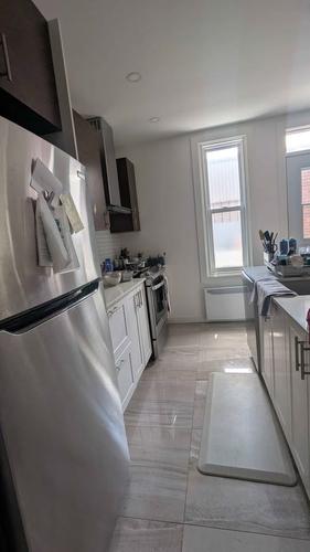 4 bedrooms apartment for rent in Montreal - Le Plateau-Mont-Royal — photo 10