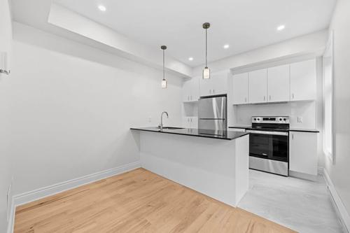 2 bedrooms apartment for rent in Montreal - Le Plateau-Mont-Royal — photo 4