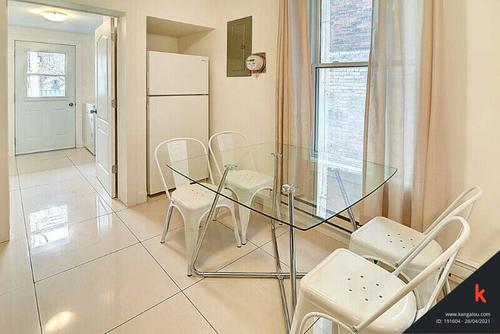 4 bedrooms apartment for rent in Montreal - Le Plateau-Mont-Royal — photo 11