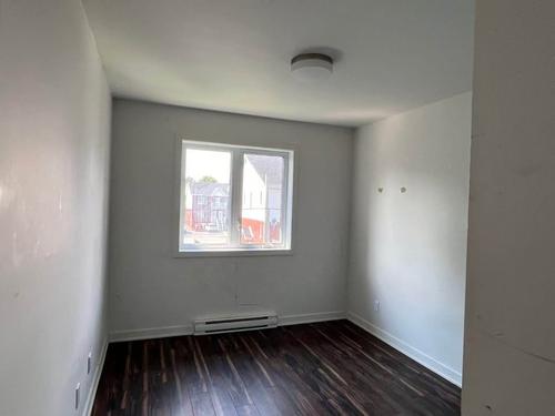 Appartement de 3 chambres à louer à Longueuil — photo 8