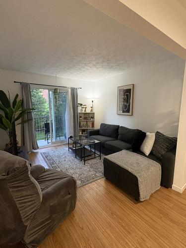 2 bedrooms apartment for rent in Sherbrooke — photo 9