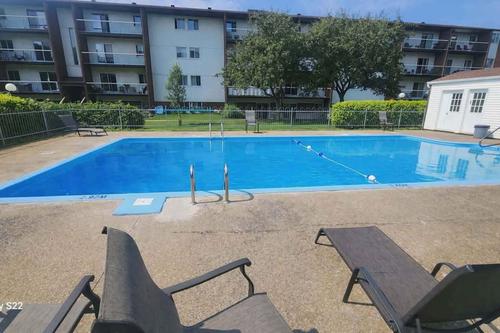 Appartement de 2 chambres à louer à Québec - Sainte-Foy–Sillery–Cap-Rouge — photo 3