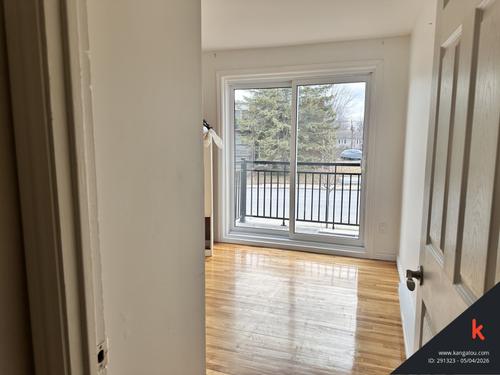 2 bedrooms apartment for rent in Laval — photo 2