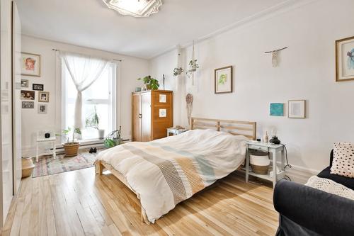 5 bedrooms apartment for rent in Montreal - Ville-Marie — photo 2