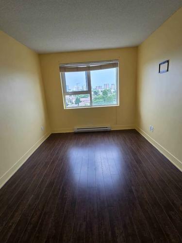 3 bedrooms apartment for rent in Laval — photo 8