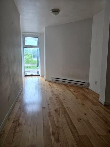 4 bedrooms apartment for rent in Montreal - Le Plateau-Mont-Royal — photo 10