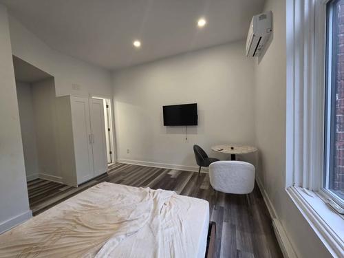 Appartement de 1 chambre à louer à Montreal - Ville-Marie — photo 2