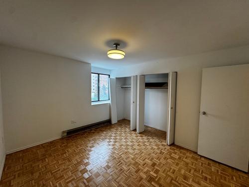 3 bedrooms apartment for rent in Laval — photo 8