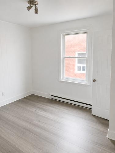 Appartement de 3 chambres à louer à Québec - La Cité-Limoilou — photo 3