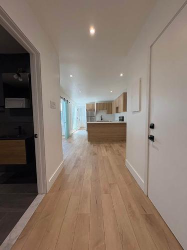 2 bedrooms apartment for rent in Montreal - Ville-Marie — photo 3