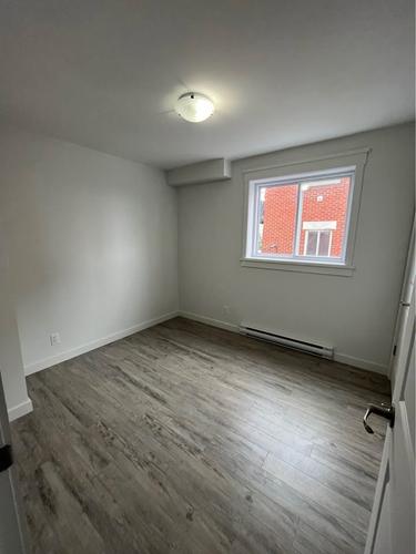 2 bedrooms apartment for rent in Laval — photo 11