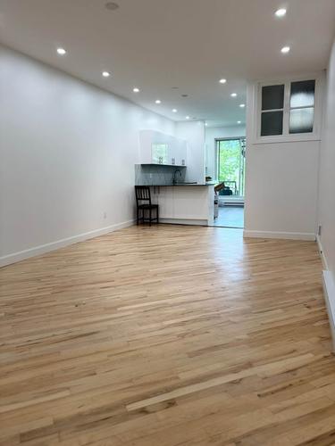 1 bedroom apartment for rent in Montreal - Ville-Marie — photo 2