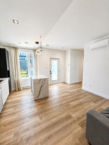 Appartement de 2 chambres à louer à Montreal - Ville-Marie — photo 3