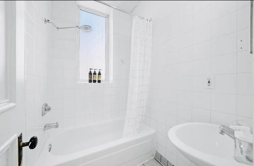 5 bedrooms apartment for rent in Montréal — photo 5
