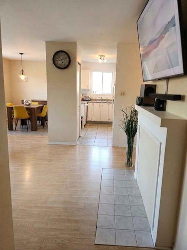 3 bedrooms apartment for rent in Laval — photo 2