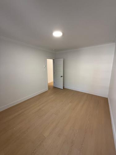 4 bedrooms apartment for rent in Montreal - Le Plateau-Mont-Royal — photo 2