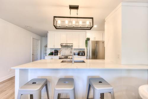 2 bedrooms apartment for rent in Laval — photo 13