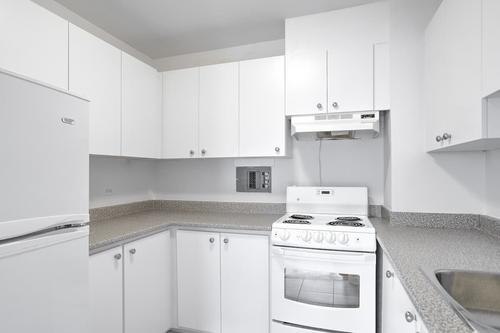 Studio à louer à Montreal - Côte-des-Neiges–Notre-Dame-de-Grâce — photo 7