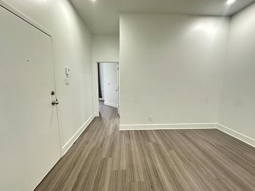 2 bedrooms apartment for rent in Montréal — photo 6