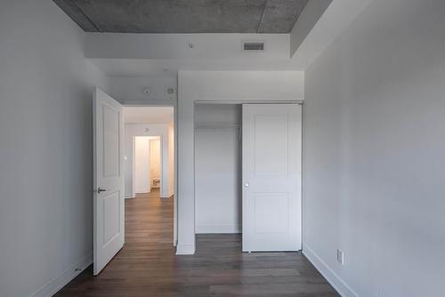 3 bedrooms apartment for rent in Laval — photo 6