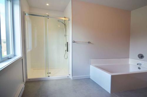 3 bedrooms apartment for rent in Sherbrooke — photo 12