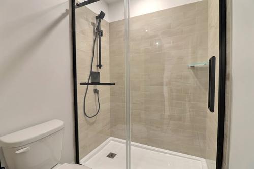 2 bedrooms apartment for rent in Sherbrooke — photo 6
