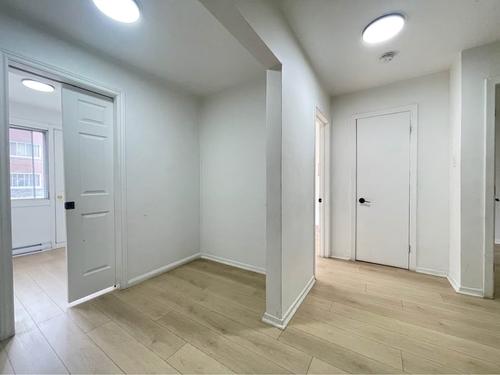 Appartement de 2 chambres à louer à Montreal - Villeray–Saint-Michel–Parc-Extension — photo 6