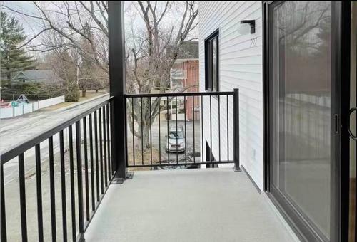 2 bedrooms apartment for rent in Sherbrooke — photo 10