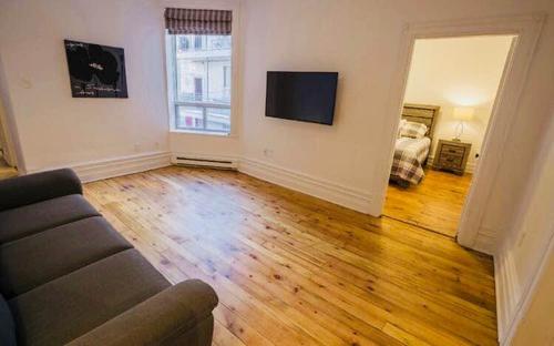 5 bedrooms apartment for rent in Montréal — photo 12