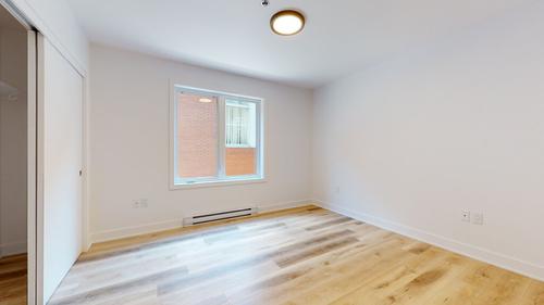 2 bedrooms apartment for rent in Laval — photo 13