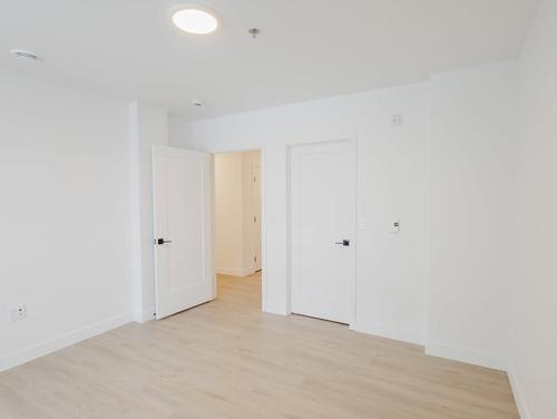 2 bedrooms apartment for rent in Sherbrooke — photo 11