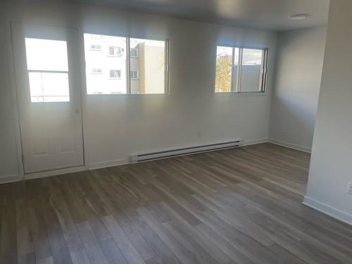 2 bedrooms apartment for rent in Laval — photo 4