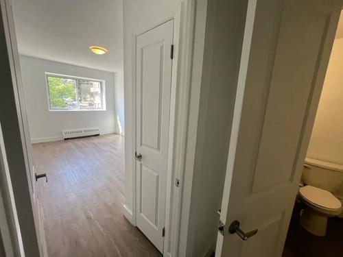 1 bedroom apartment for rent in Montreal - Saint-Laurent — photo 10