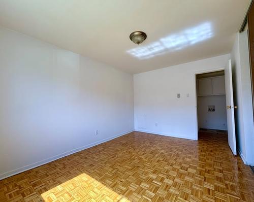 2 bedrooms apartment for rent in Laval — photo 16