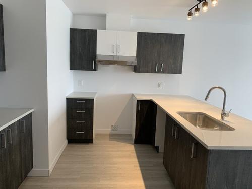 2 bedrooms apartment for rent in Sherbrooke — photo 4