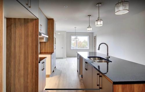 Appartement de 3 chambres à louer à Sherbrooke — photo 2