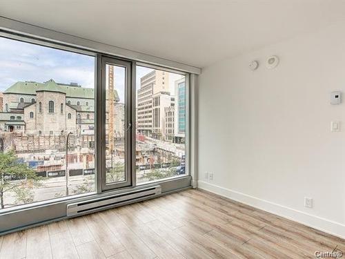 2 bedrooms apartment for rent in Montreal - Ville-Marie — photo 2