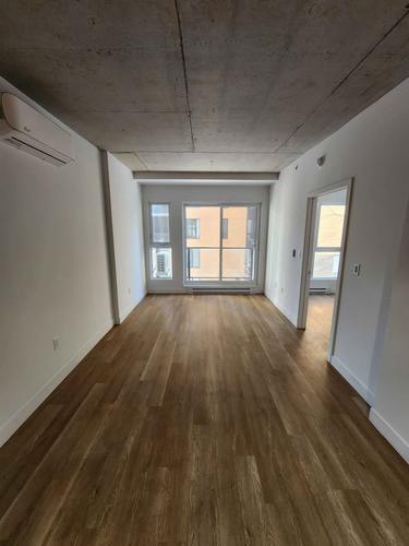 Appartement de 1 chambre à louer à Montreal - Côte-des-Neiges–Notre-Dame-de-Grâce — photo 3