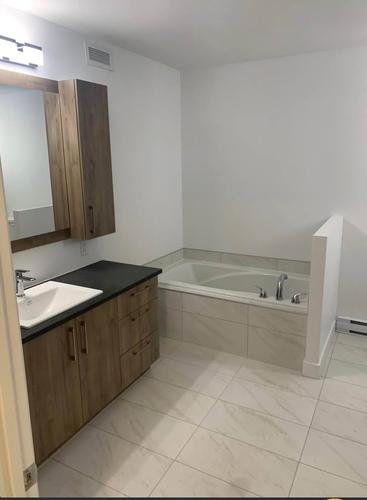 Appartement de 2 chambres à louer à Lévis — photo 4
